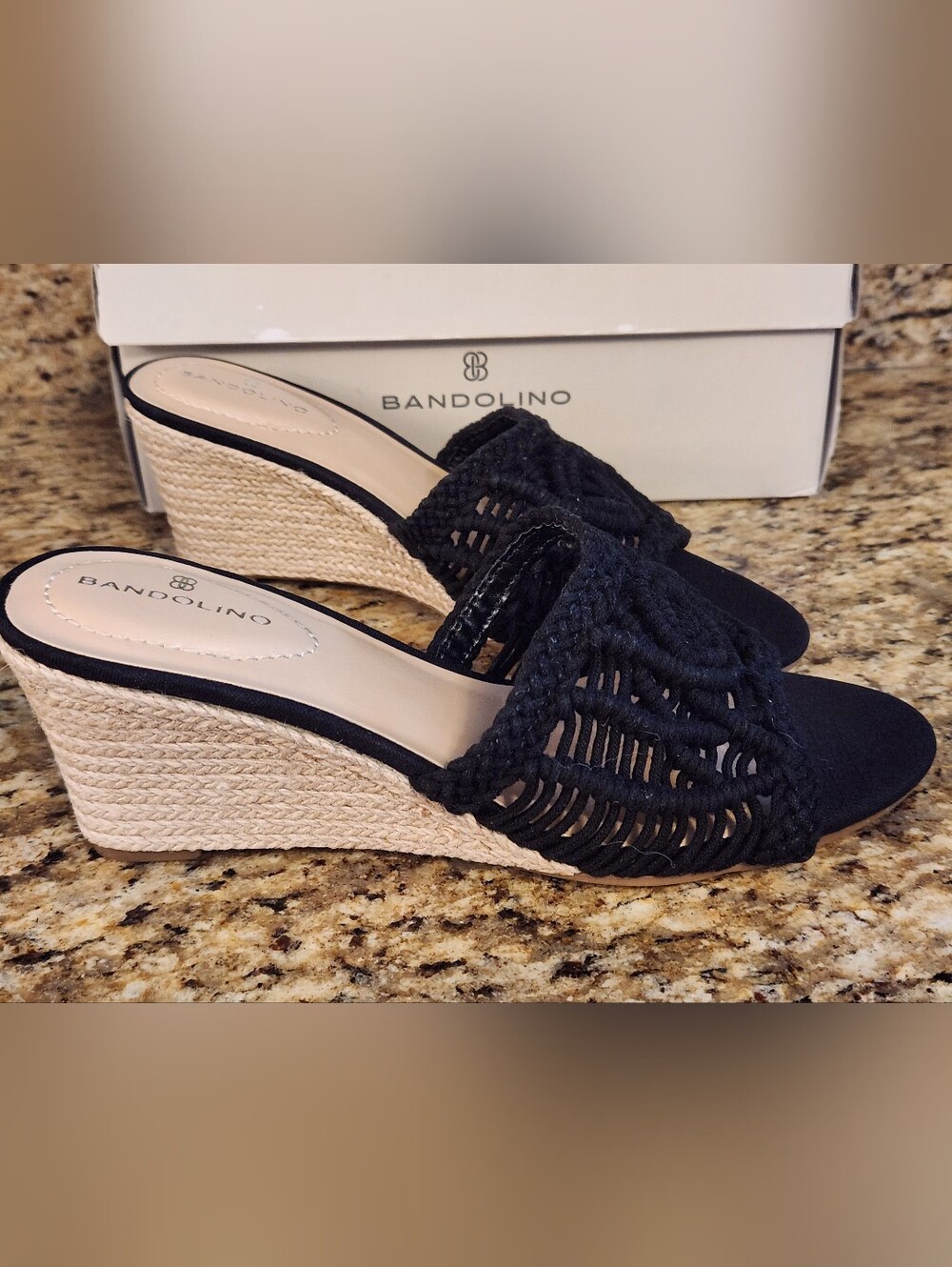 BANDOLINO WEDGE SHOES SZ 7.5, NWT